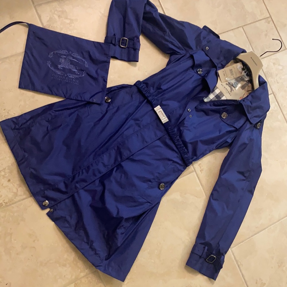 Burberry Raincoat trench.